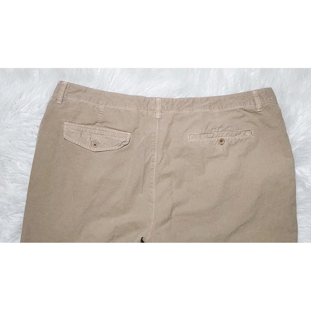 UNTUCKit Pima Cotton Chino Shorts Mens 42 Khaki Tan Casual Golf Preppy Stretch